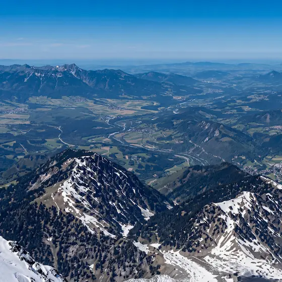 Moon Peak Trek